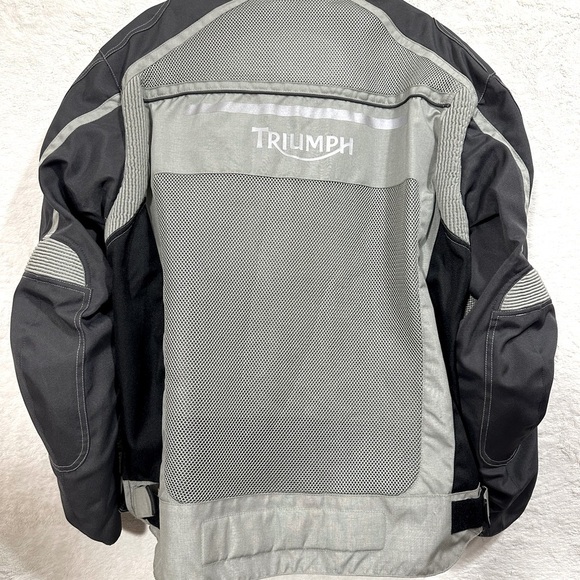 Triumph motorcycle riding touring mesh jacket removable inner lining Size 54-64 - Picture 5 of 14
